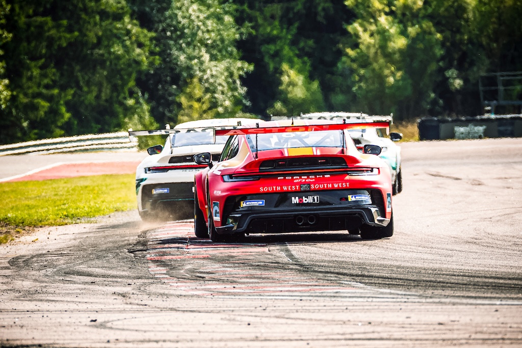 Gustav Krogh tilbage på Carrera Cup-podiet i Sverige.
(Foto: Porsche Carrera Cup Scandinavia)